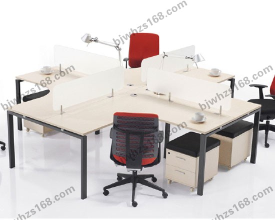 點擊查看商品:屏風(fēng)桌
